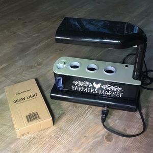 Aerogarden Sprout and Extra Grow Light